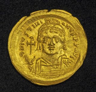 Justinian I 527 565AD Beautiful Gold Solidus Coin Lustre XF