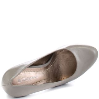 Tinas   Lt Gris Patent, BCBG, $80.99