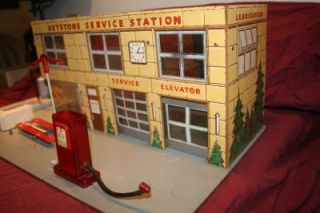 Keystone Service Station w Car Original not Reproduction Good