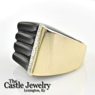 Ladies Ribbed Black Onyx 14 Carat Pave Diamond Ring Size 6 5