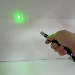 High Tech Solid Green Laser Pointer Pen 5mW 532nm Best Selling