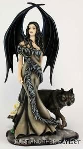 Jaqueline Collen Tarrolly Lily Wolf Figurine Statue New Goddess Dark