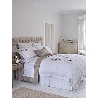 Christy Wilbur Embroidered bed linen   