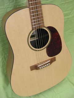 Martin Easy Play Acoustic Guitar w Case Strap Strings and Picks