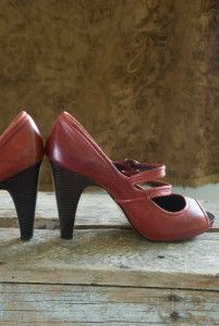 New Burgundy Red Fine Leather Maxstudio Platform Vintage Look Heel