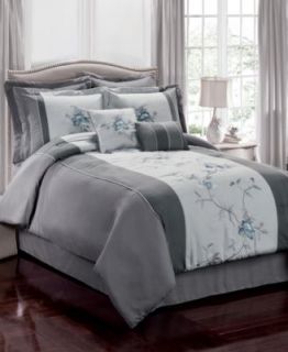 Regis Vine 8 Piece California King Comforter Set   Bed in a Bag   Bed