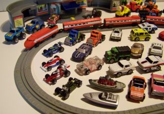 Minis Micro Machines Case Cars Trucks Boats Racers 5pc Train Track Lot