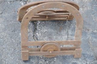2CAST Iron Wheel Horseshoe Barn Door Roller Track Vintage
