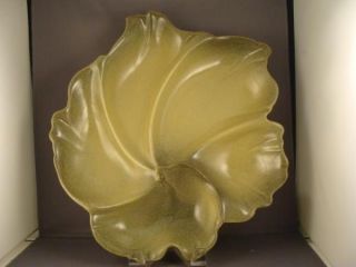 Cemar Pottery Divided Leaf Shape Dish 352