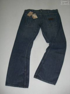 Wrangler Bootcut  Jeans Sharkey  38/ 34, NEU  W38/L34, blau, mit