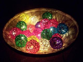 Lichterkette aus Rattan, Tischdeko, Leuchtkugeln, 100% Handarbeit