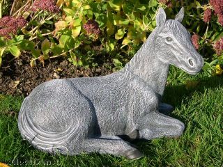 Steinfigur Pferd Pferde Tierfiguren Gartenfiguren Deko