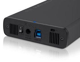Die DataStation maxi light 3.0 – SuperSpeed USB 3.0 Anschluss für