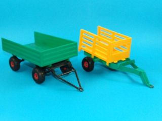 Stk. 70er Jahre 1:28 GAMA Traktor Anhänger (B482)