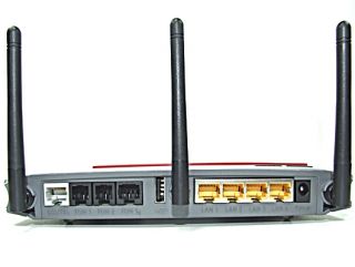 AVM FRITZBox 7270 V3 Fon WLAN Router ISDN ADSL2+ FAX MODEM DECT V3