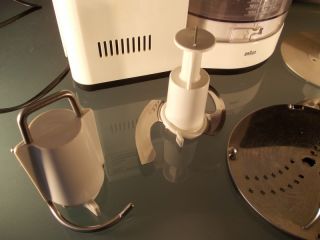 Braun Multipractic Plus basic Küchenmaschine mit viel Zubehör