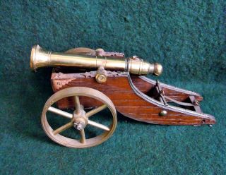 antike Kanone Handarbeit Messing Holz Armee Militär Spielzeug um 1900