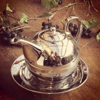 Shabby Chic Landhaus Tea for One Tasse Unterteller und Kanne Silber