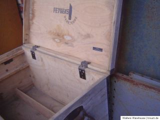 schöne alte Kiste Holzkiste Truhe 85x53 cm