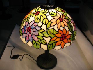 Tiffany stehend Glasmalerei Lampe T16355