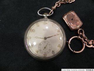 DOXA Taschenuhr mit Kettte und Medaillon / Medaille DOR Milan 1906