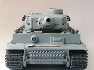 0805 RC Panzer TIGER 1 *Torro* 1/16 mit Infrarot