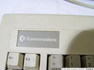 COMMODORE PC 10 S mit original Tastatur an Sammler Festplatte RAM EGA