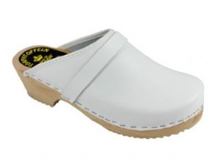Torpatoffeln Swedish Clogs  Classic Clog in White Leather Shoes