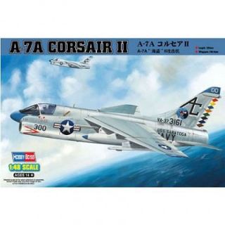 7A Corsair II   Longueur  29.4 cm. Envergure  24.6 cm. Nombre de
