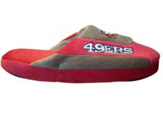 Happy Feet   San Francisco 49ers   Low Pro Slippers: Shoes
