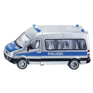50 Camionnette de Police MERCEDES   Echelle  1/50   Model