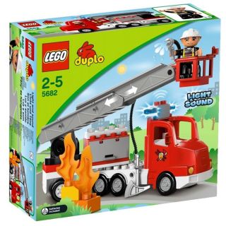 Duplo Lego Ville   5682   AU FEU  Conduis le camion des pompiers vers