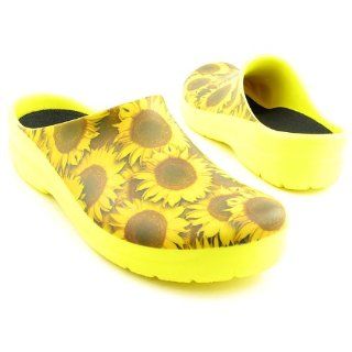  NAOT Utility Clogs Yellow Clogs Mules Shoes Womens 6 Shoes