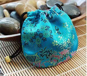  Embroidered Jewelry Pouch / Coin Purse   Set of Five Shoes