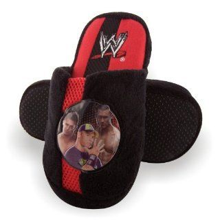 : WWE John Cena Young Boys Skuff Black/Red Slippers   Sz 9/10: Shoes
