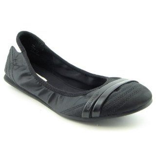 Calvin Klein Womens Kyoko Flat,Black,5 M US Shoes