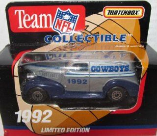 Dallas Cowboys 1992 NFL Diecast Sedan 1:63 Scale