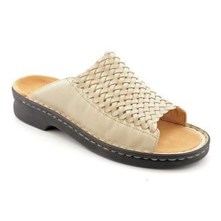 Clarks Womens Patty River Leather Sandals   Narrow (Size 11