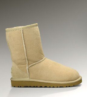Sand Classic Ugg Boots Uggs Little Kids Size 13 Shoes