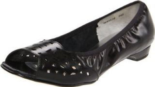 Ros Hommerson Womens Mercy Flat Shoes