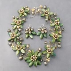 Modish Green Lily Mother of Pearl Freshwater Pearl Floral Jewelry Set