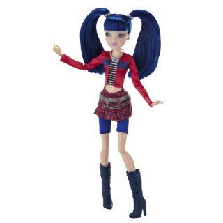 Winx 11.5 Basic Fashion Doll Concert Collection   Musa