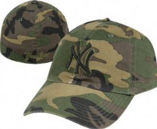 New York Yankees Camo Franchise Fitted Hat   Small (7 1/8