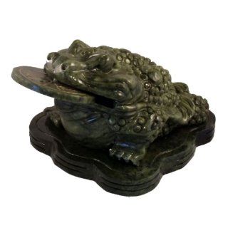 Jade Money Frog with Coin Sculpture Asian Art Gift Ideas